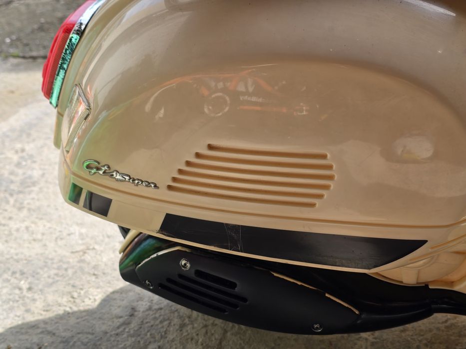 MiniScuter electric Vespa GTSsuper