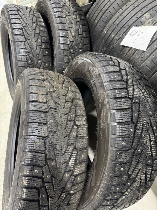 Комплект шипованной резины ikon 235/60/18