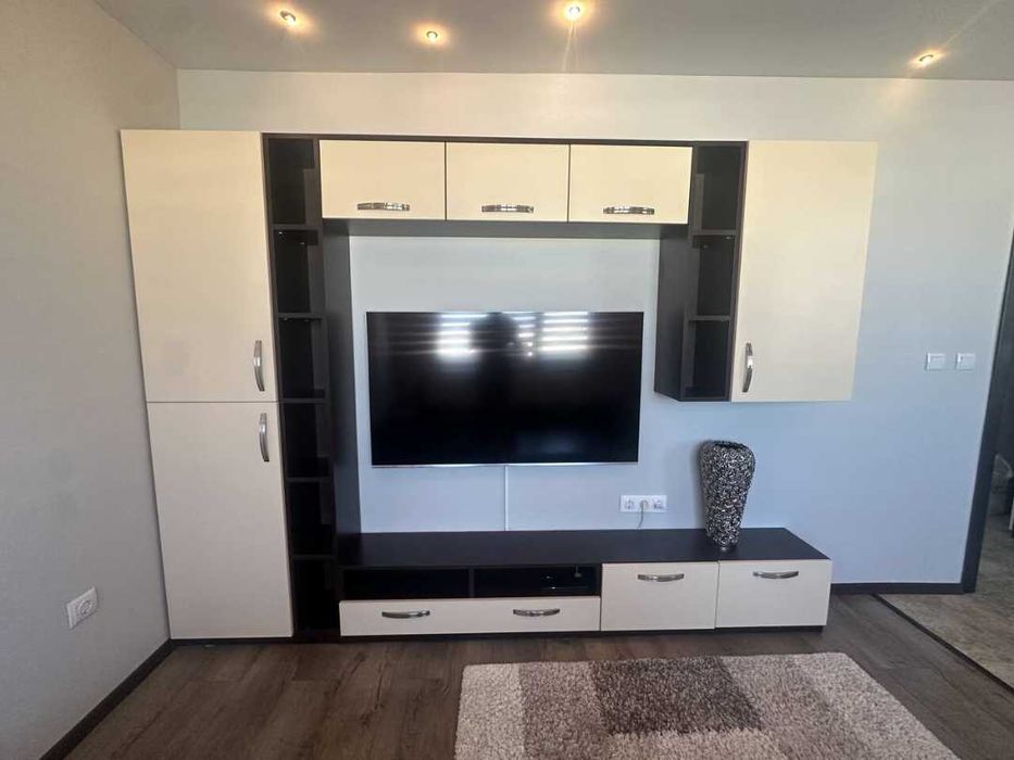 Дава се под наем Двустаен апартамент в Бургас, Славейков - 70 кв.м за 561 € - Снимка #7