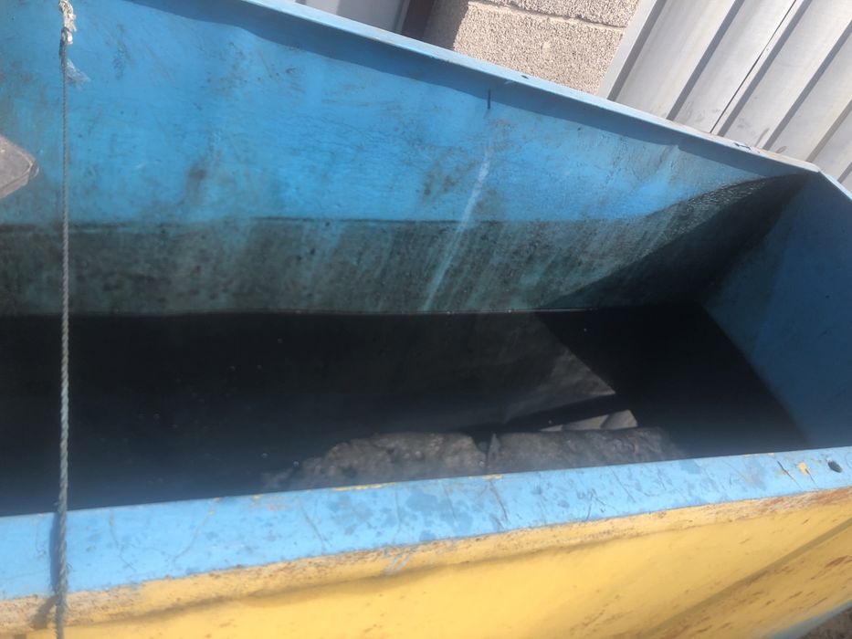 Емкость продам железная