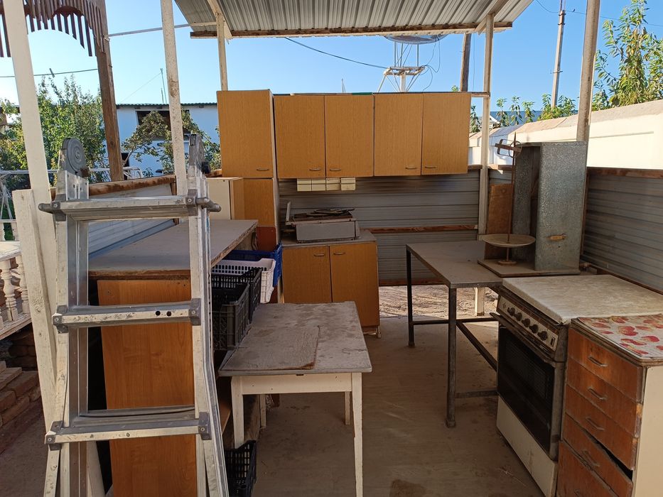 Урганч тумани эски машина бозор ёнида ховли-жой сотилади