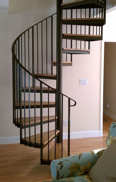 Scări Spirala Interioare și exterioare