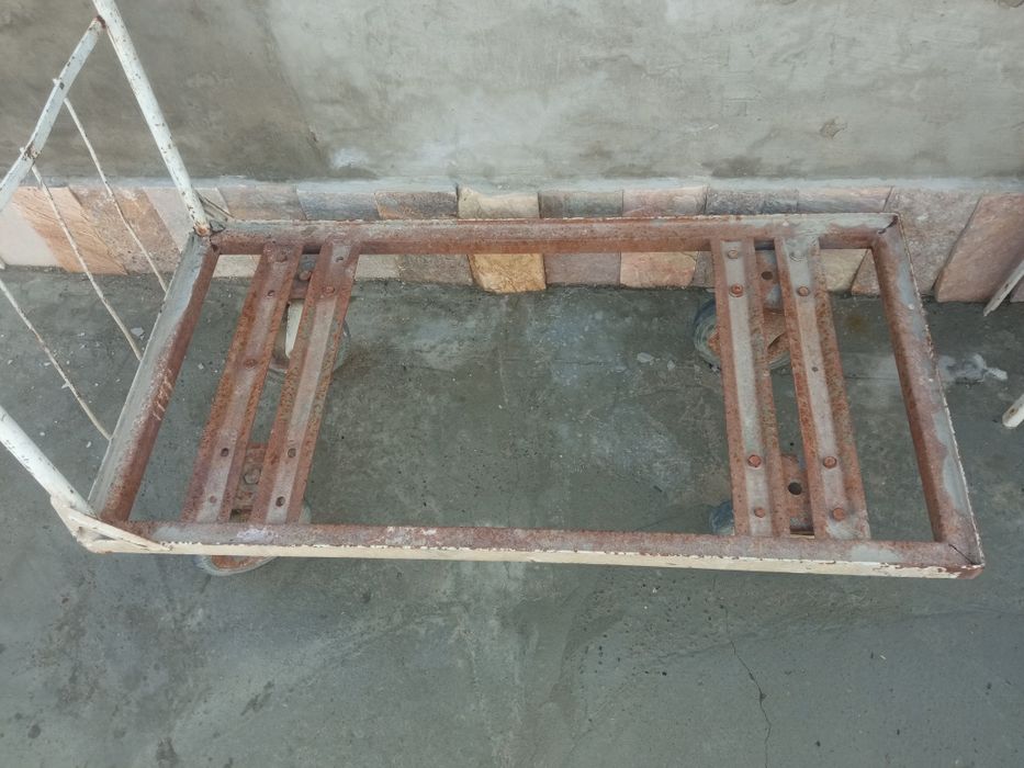 Aravacha sotiladi yuradi