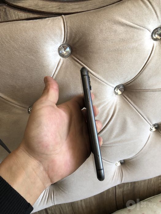 Iphone 11 64gb sotiladi