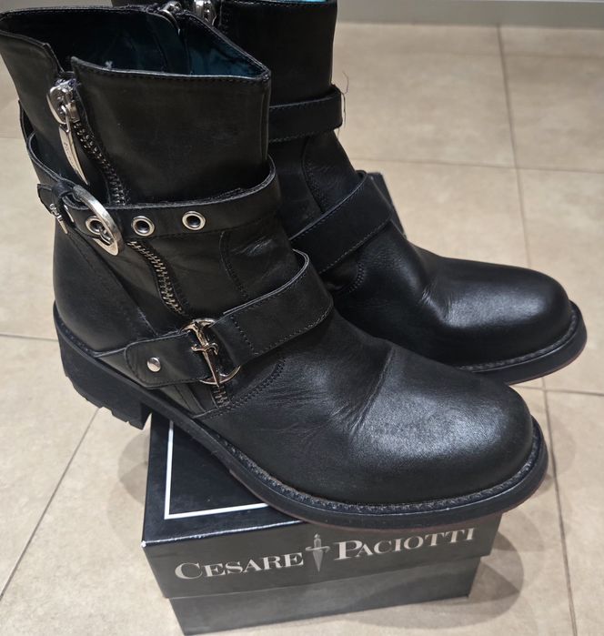 Cesare Paciotti 4US