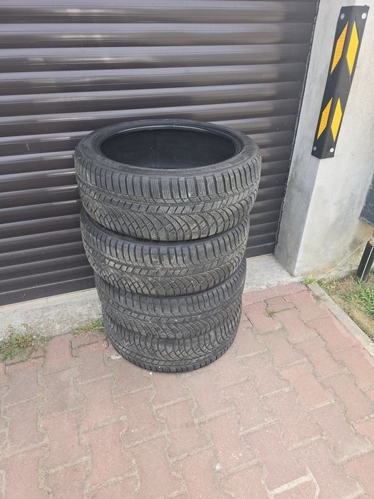 Anvelope Kumho iarna 225/45/19