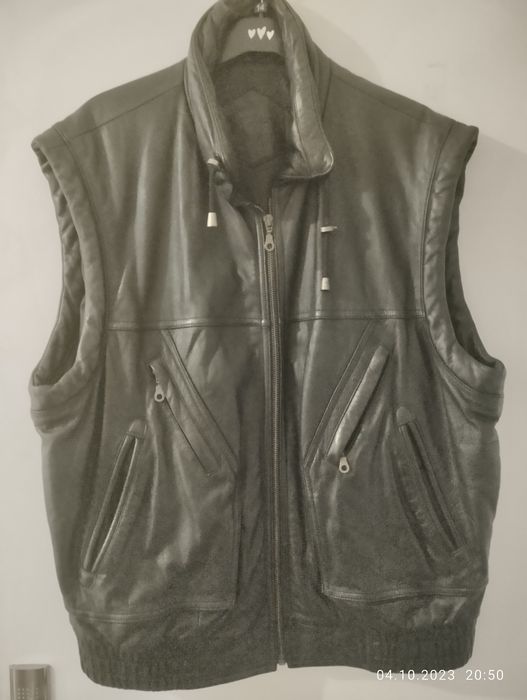 кожена   жилетка