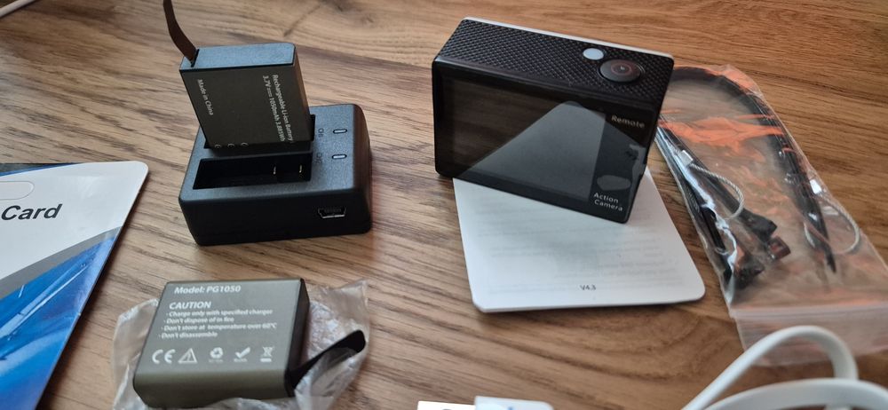EKEN H9R 4K Action Camera + Пълен комплект, кейс, батерии, стойки