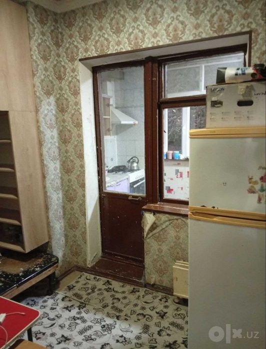 Юнусабад10, 1/1/5, Первая линия 45м2, Улучшенная Раздельная Не Торец