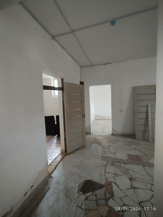 Kvartira pod biznes,polpadvali bilan sotiladi