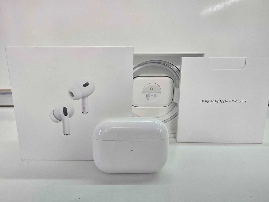 Оригинални Apple AirPods 2 Pro Lightning