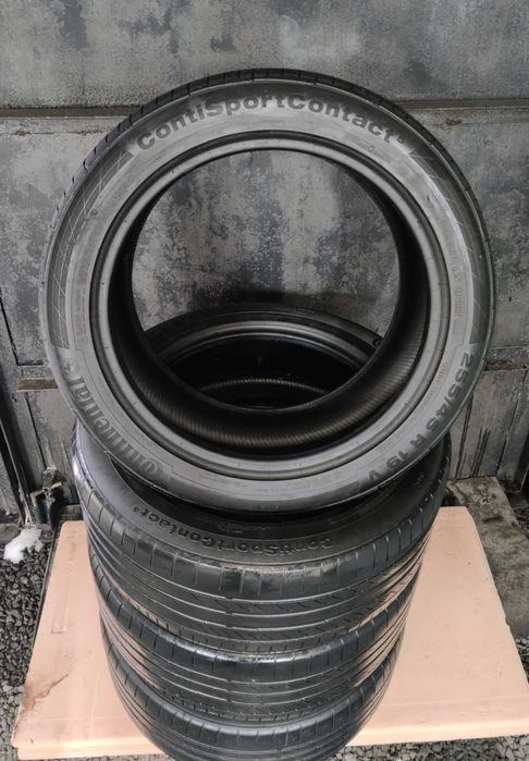Continental SportContact 5 255/45 R19 (RunFlat)