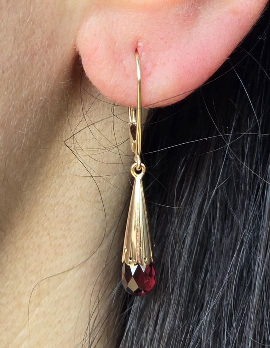 Cercei din aur galben masiv 14k cu granate de Boemia