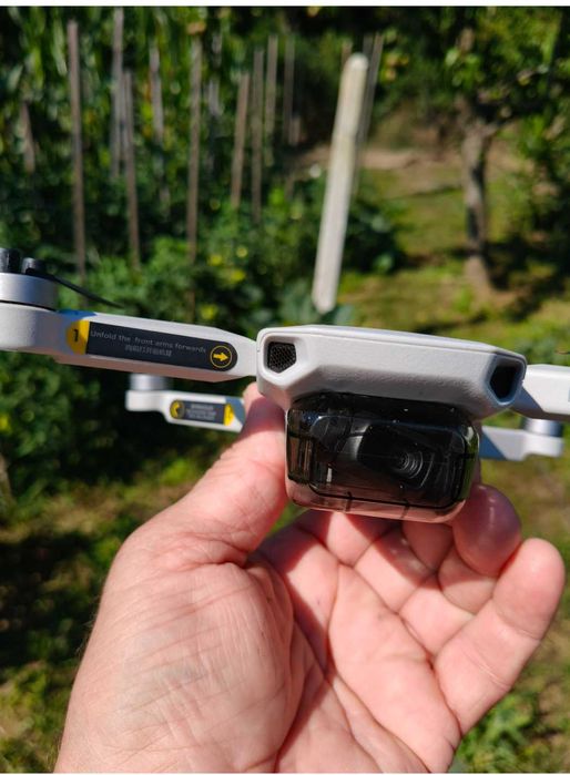 Drona dji mini se