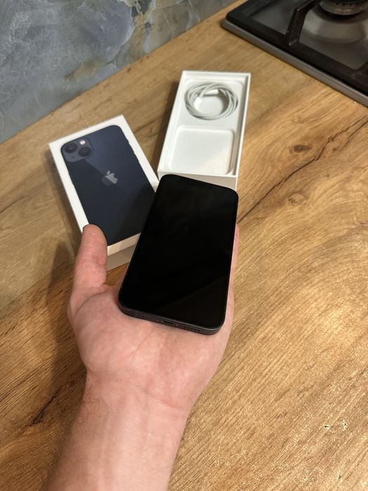 Iphone 13 емкость90%