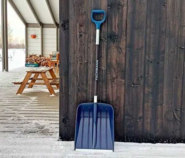 Лопата для уборки снега Страна производства: Россия