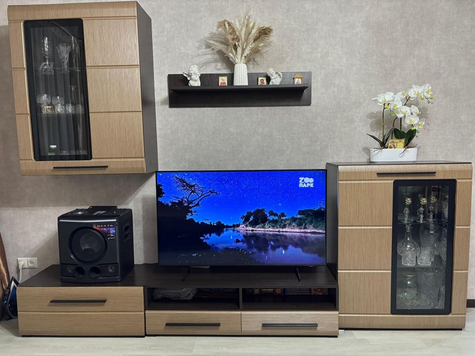 Продам стенку для гостиной