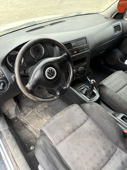 Фолксваген  Бора 1.9 101 к.с за части.