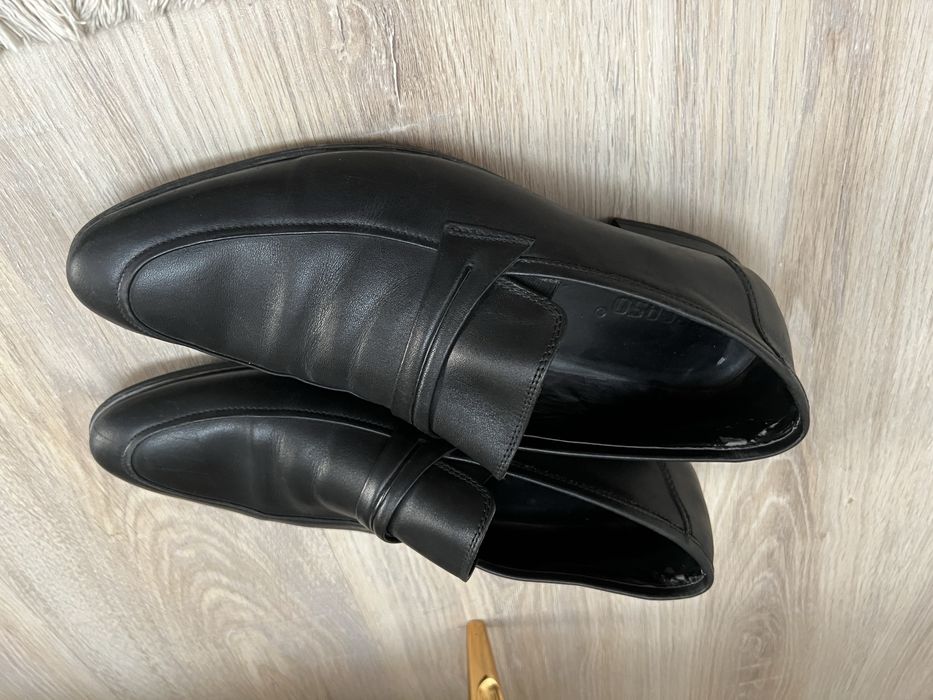 Продам мужские туфли