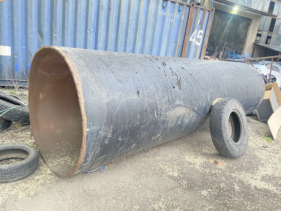 Стальная труба 1200