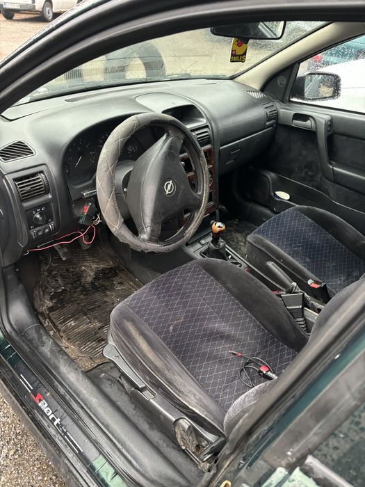 Опел астра Г 1.8 газ/бензин теглич. На части.