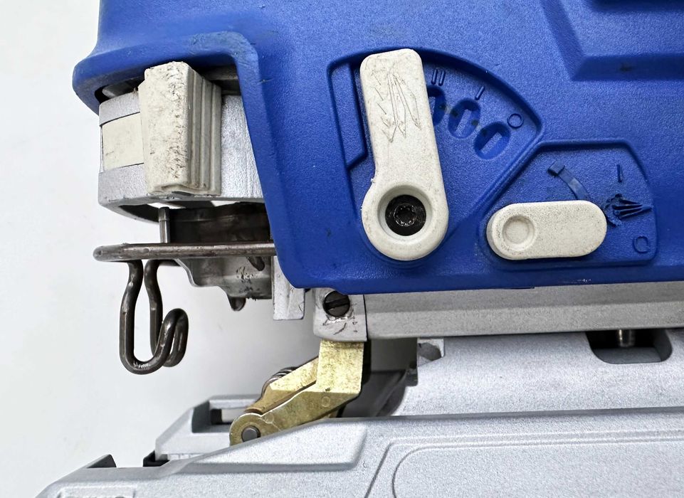 Berner BJS SHO140 - Професионален прободен трион 720W 140mm