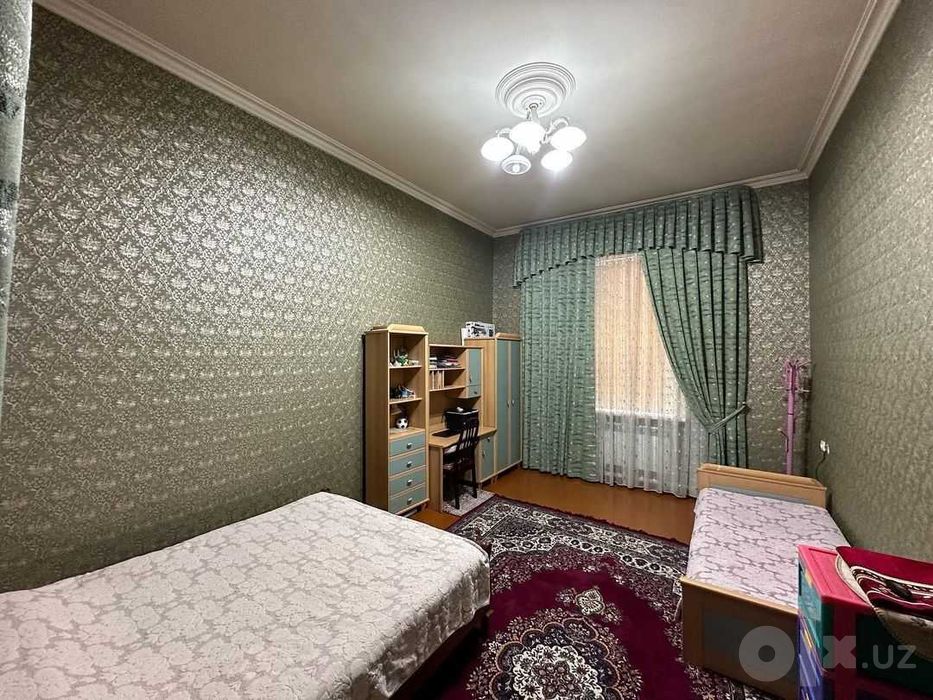 Xosiyat mahallasida hovli sotiladi, 1-qator