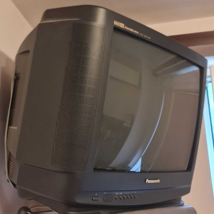 Телевизор Панасоник