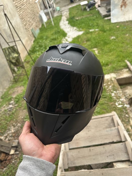 Продам мотошлем Jiekai