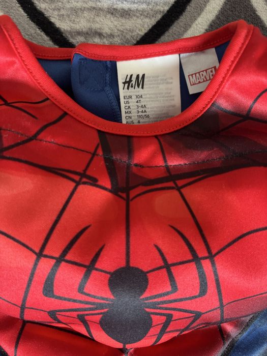 H&M маскараден костюм Спайдърмен