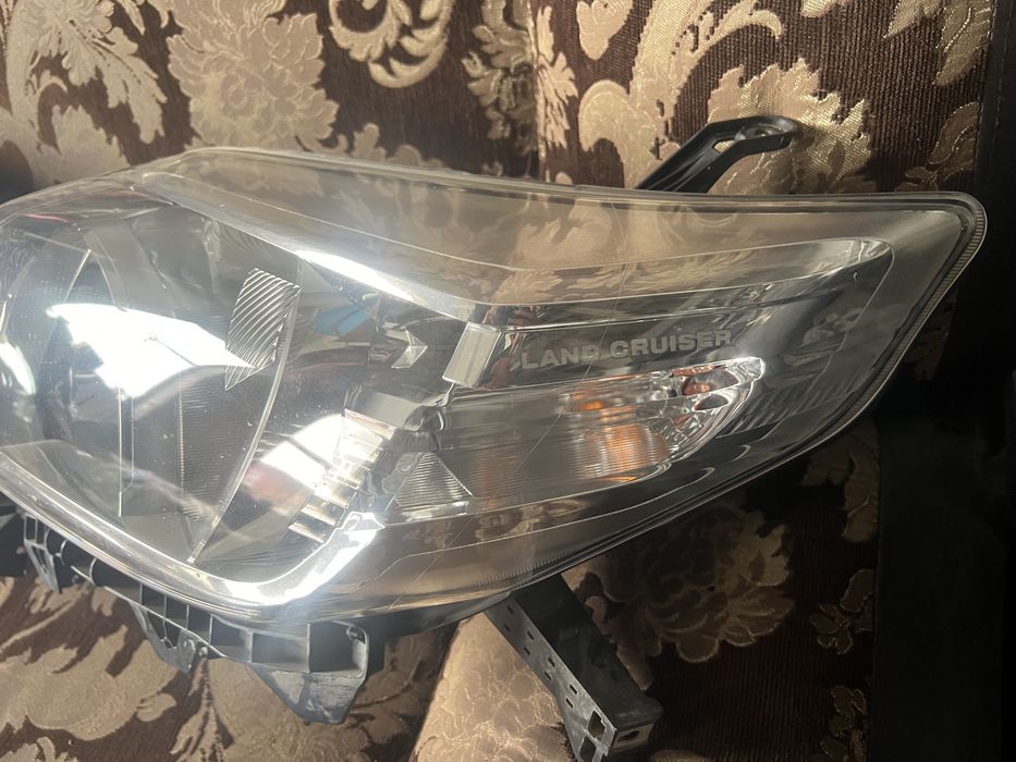 Фары на Прадо 150 рестайлинг, до рестайлинг оригинал