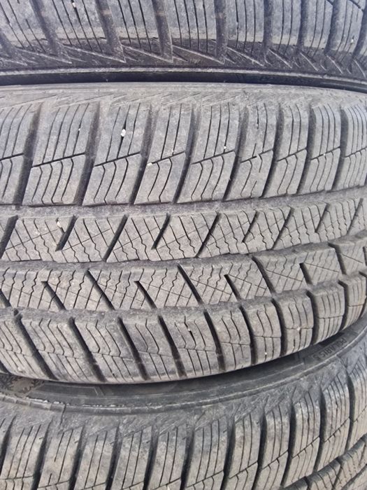 205 55 17 Зимни Barum