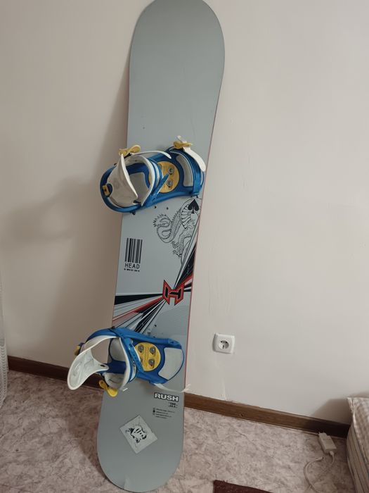 Продаётся сноуборд