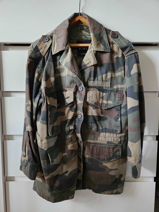 Продается куртка Zara (размер S)