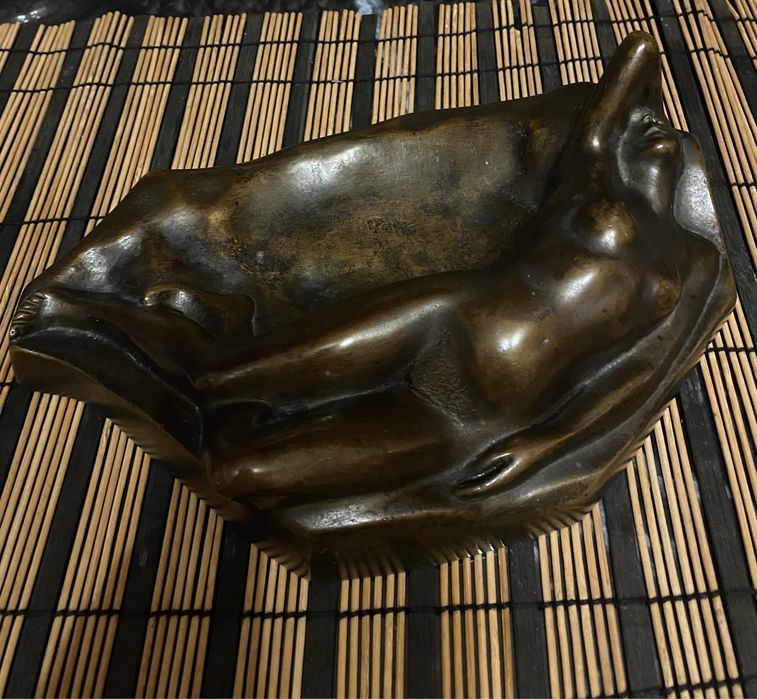 Scrumiera bronz masiv