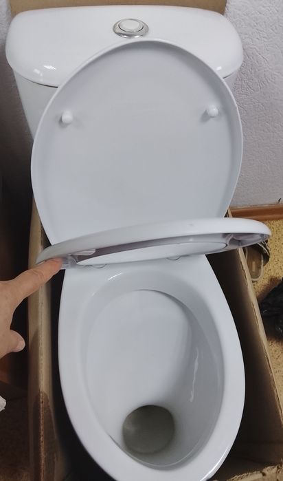 Продам унитаз  Santeri