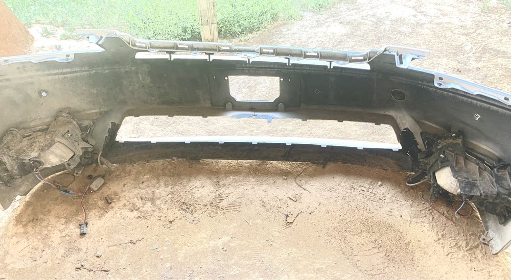 Toyota Vellfire бампер передний