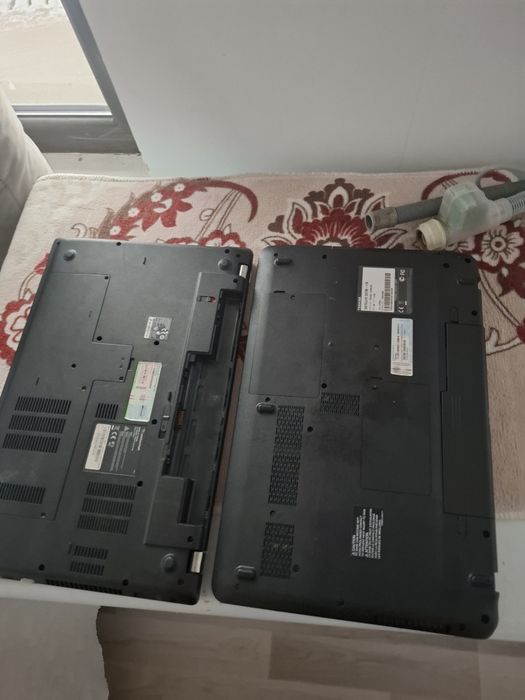 Laptopuri pentru piese – Toshiba + Packard Bell – 1 cu baterie