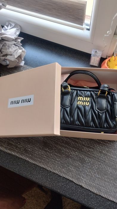 Geanta Miu  Miu.