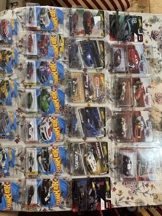 Hot Wheels Main Premium Pixar Cars