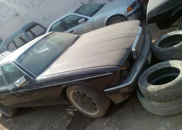 Ягуар Даймлер 1988 синий