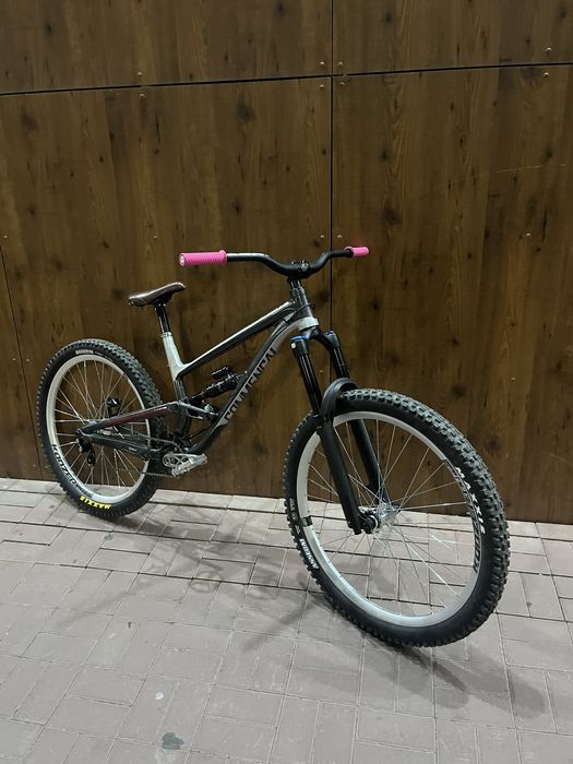 Продам двухподвес commencal clash