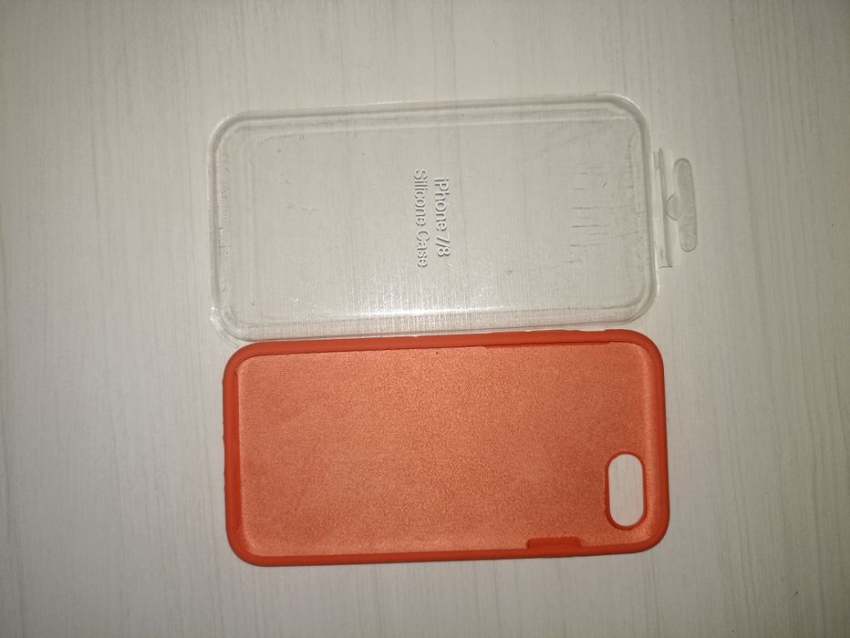 Продам чехол на айфон 7/8