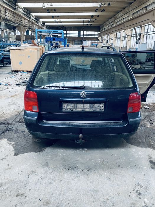 Volkswagen Passat 2.3 VR5