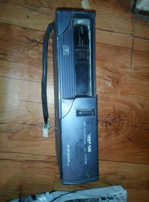 CD чейнджер Nissan