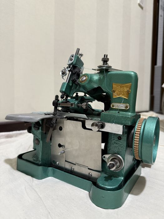 Аверлок. / швейные машины