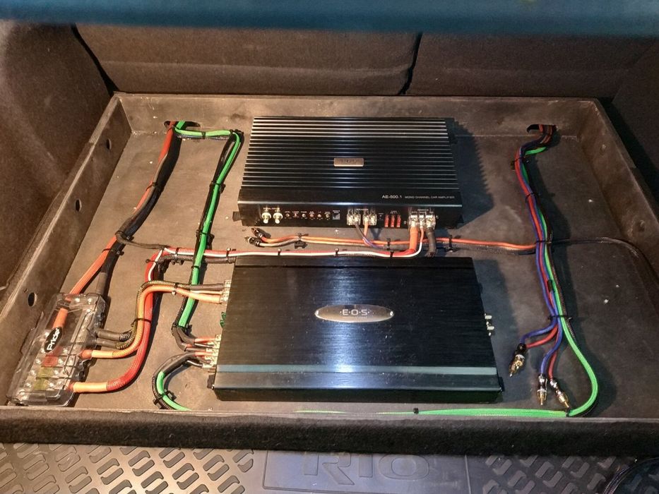 Установка автозвука