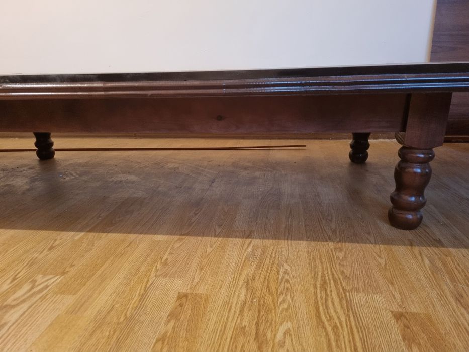 Длинный стол для гостиной