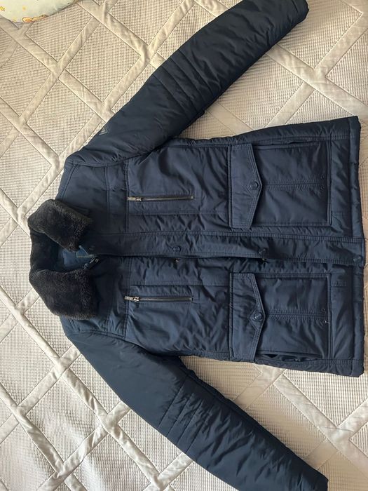 Продам платье для девочки и куртку мужская