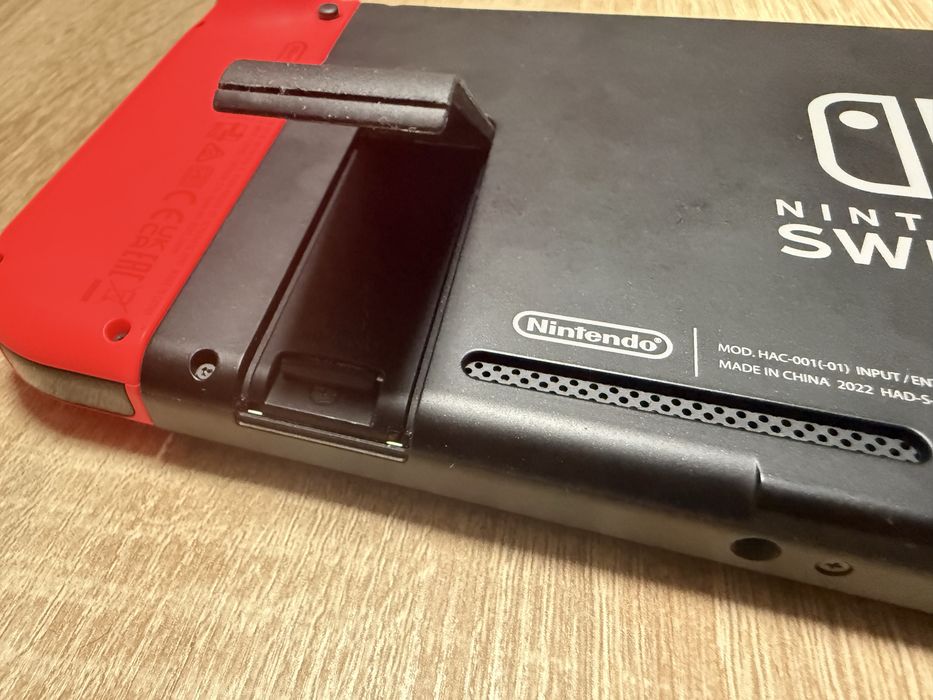 Продавам Nintendo Switch